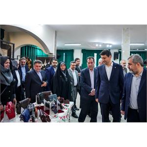 حضور وزیر ارتباطات در آیین آغاز سال تحصیلی
